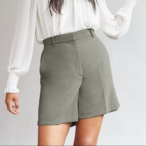 NWT Wilfred Aritzia Anthem Short 7” Basalt Green